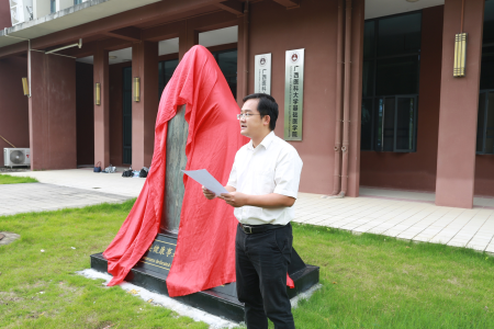 英国上市公司365