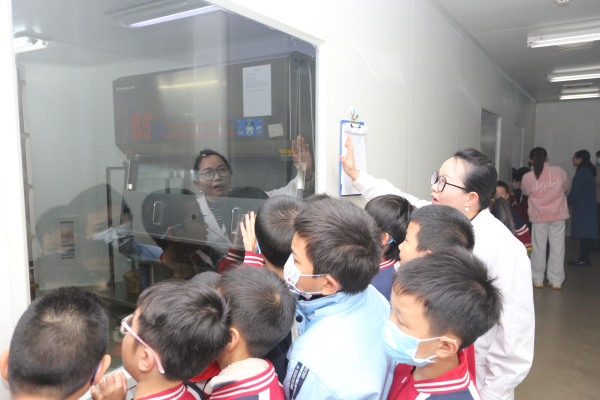 英国上市公司365