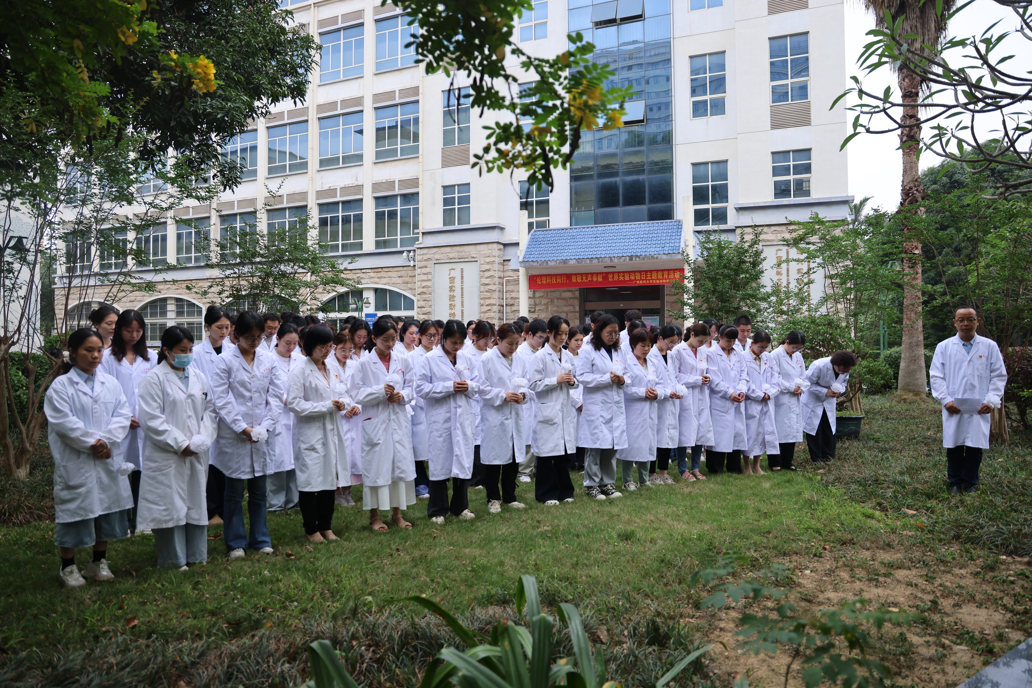 英国上市公司365